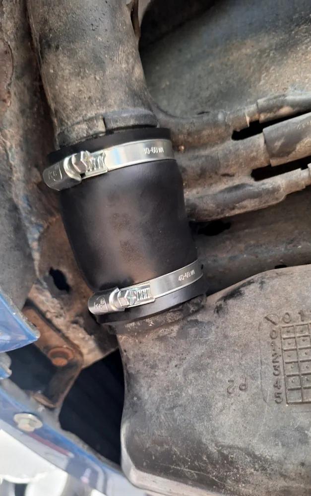 Goulotte essence pour Super 5 GT Turbo