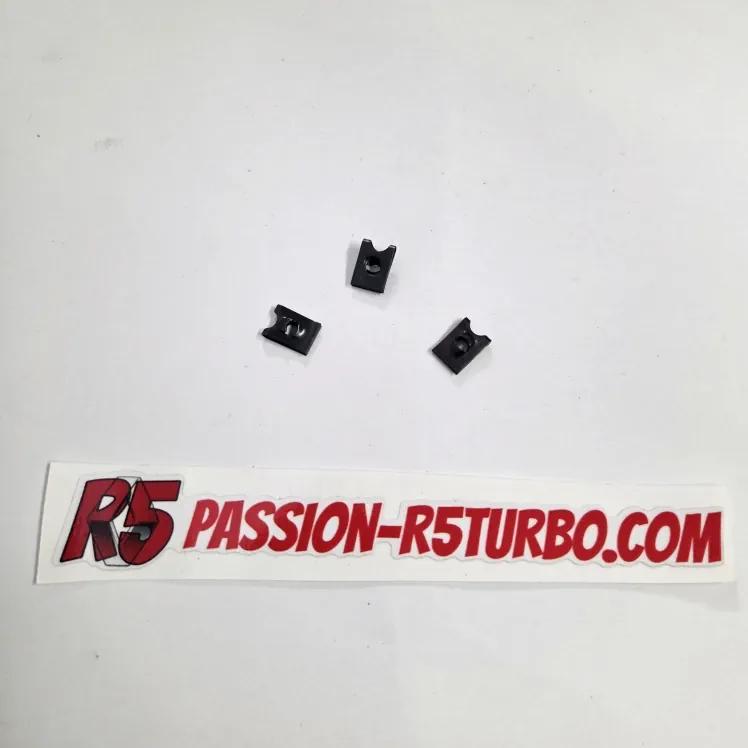 Agraphes de fixation de goulotte