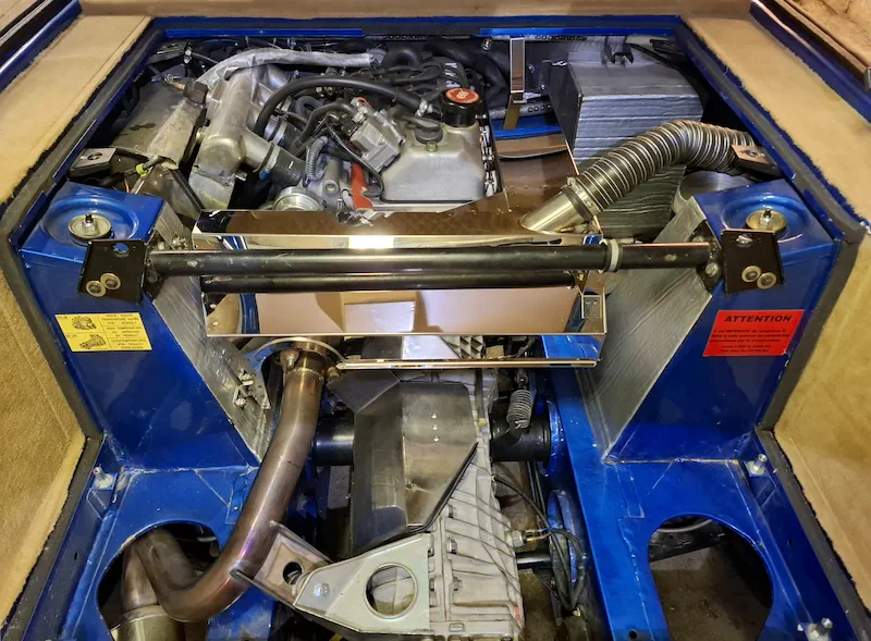 Compartiment moteur R5 Turbo 2 bleue
